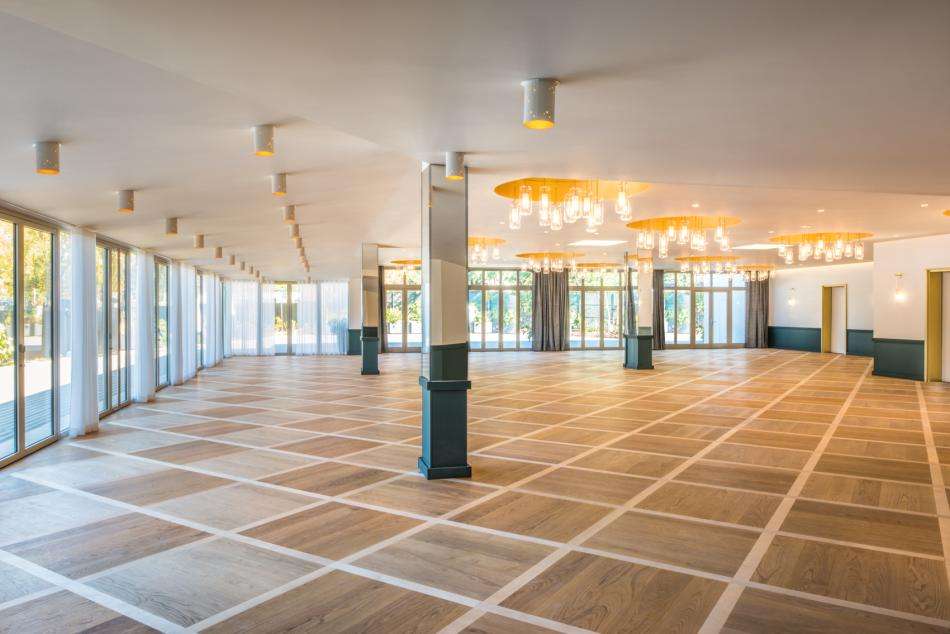 Pavillon des Princes - Conférence
